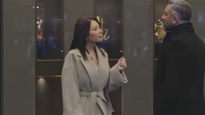 حدا  لاحظ شغلة مهمة  بصورة بطلة مسلسل الخائڼ سلافة معمار اللي فاجئت كل الناس