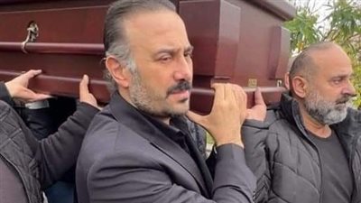 أول ظهور لقصي خولي بعد رحيل والده يحزن المتابعين ظهر بحالة محزنة و ماقاله أبكـى الجمهور