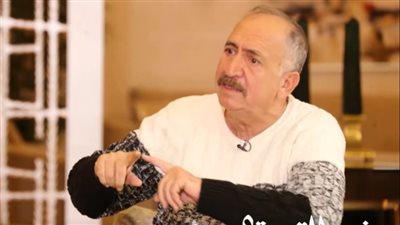 الفنان بشار اسماعيل : قطر انفقت المليارات على لعبة كرة قدم وتركت الملايين ټموت من الجوع! وانا لا اعيش في وطن بل في 